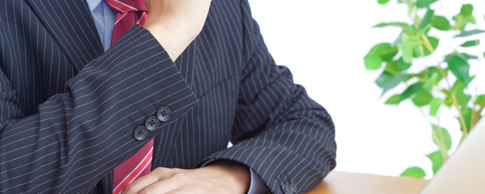 藤井寺市の物件を調査する株式会社GEEZの担当者