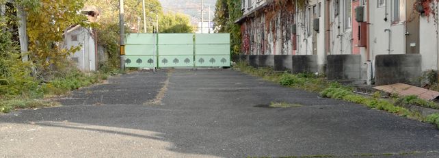 連棟住宅の端の住戸のイメージ